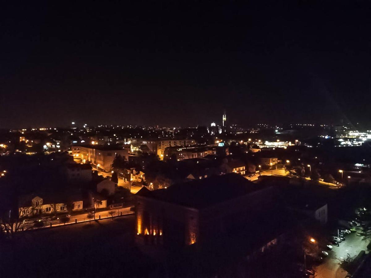 Sky Apartments - Lagiewniki Krakau Buitenkant foto